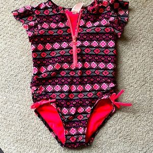 Girls one piece swimsuit size 6